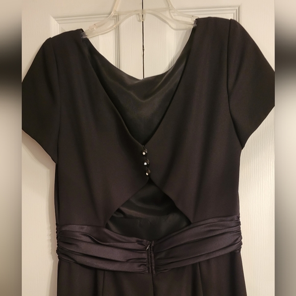 Ever Beauty Evening dress - Picture 4 of 9